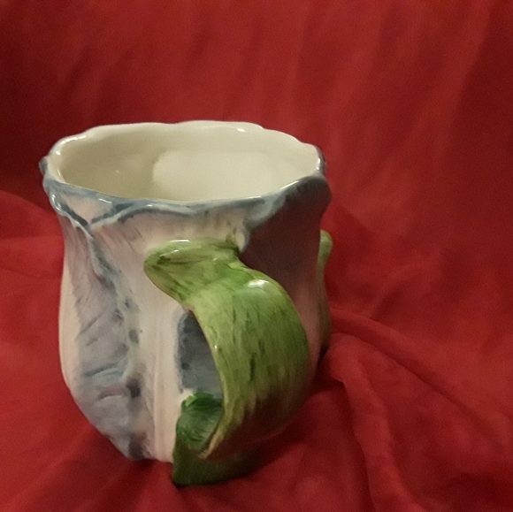 Sakura colors of spring mug- iris bloom - Picture 4 of 7